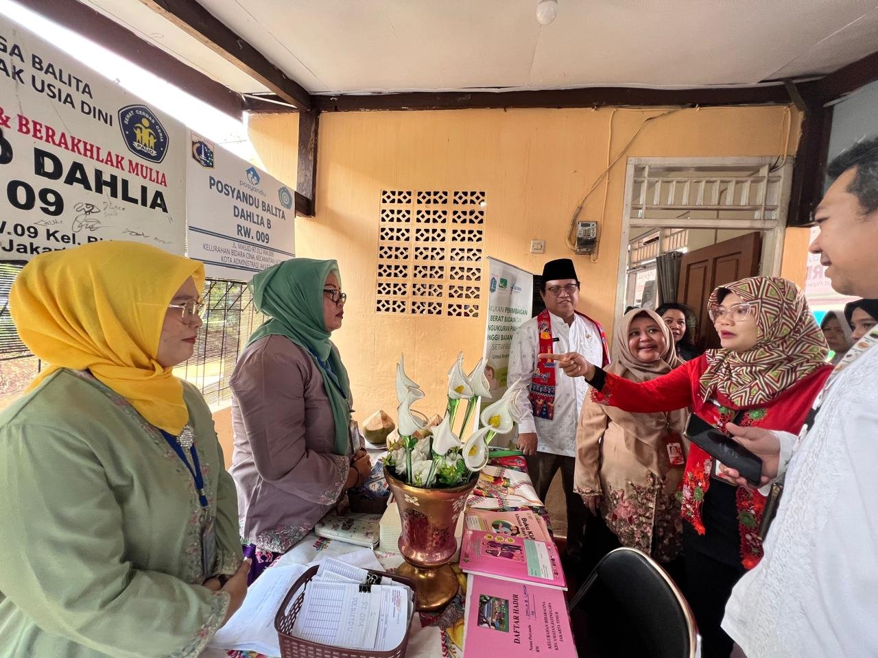 Verifikasi Lapangan Tim Juri Tingkat Provinsi ke Posyandu Dahlia B menuju ke Lomba Posyandu Bidang Kesegatan Tingkat Nasional tahun 2024