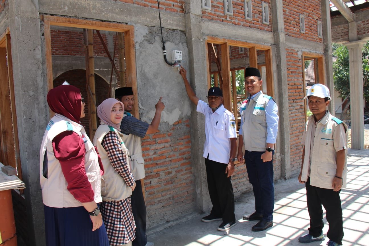 Light Up the Dream: PLN Hadirkan Cahaya Kebaikan di Setiap Sujud dengan Listrik Gratis untuk Masjid dan Mushola