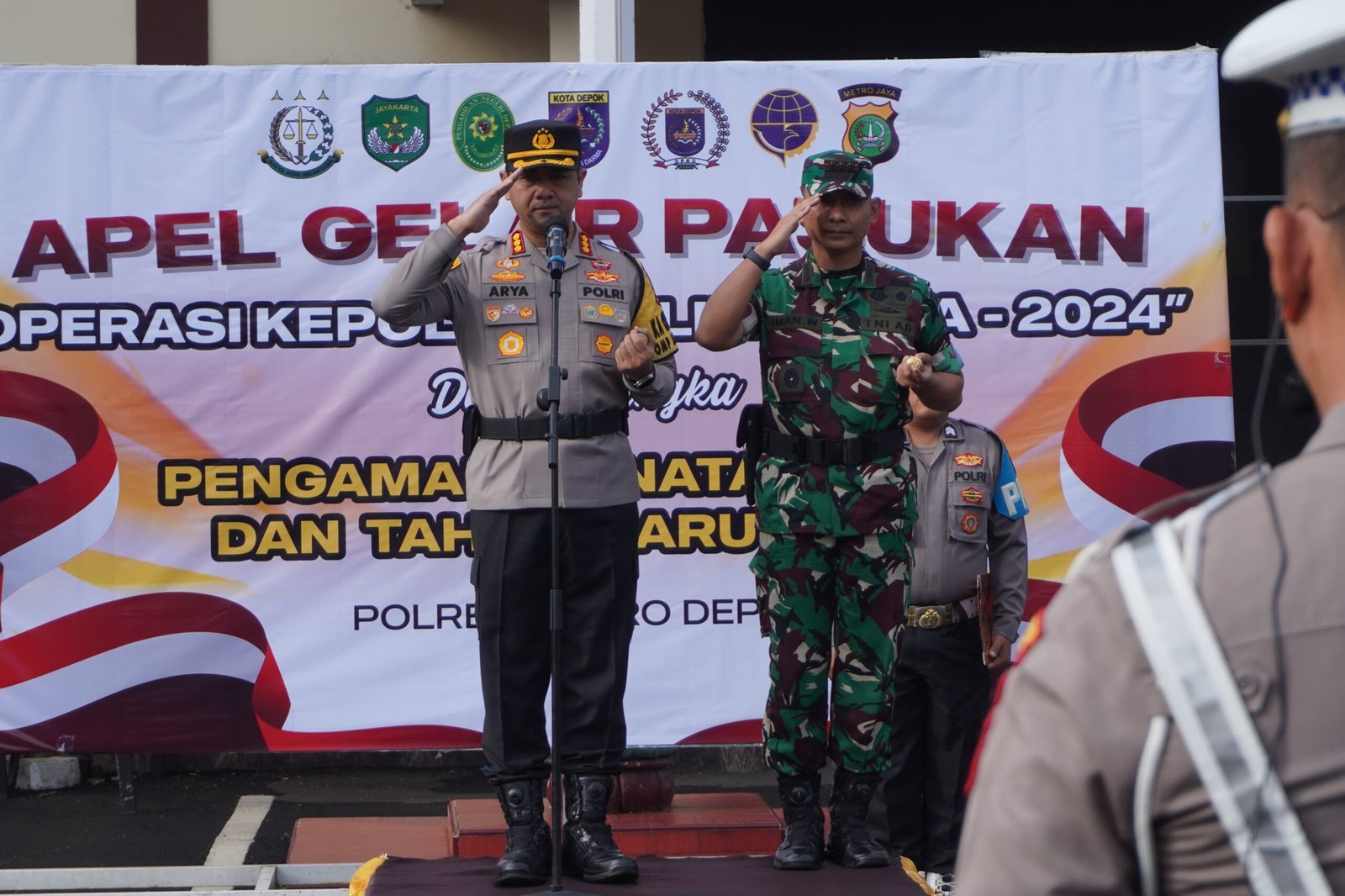 Polres Metro Depok dan Kodim 0508/Depok Gelar Apel Pasukan Jelang Natal dan Tahun Baru 2025