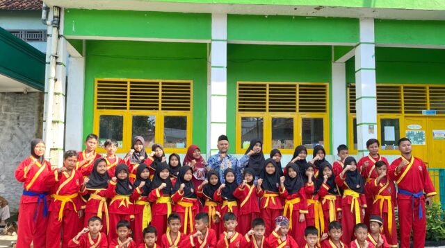 SD Muhammadiyah Meruyung Depok Lepas 40 Atlet Tapak Suci ke Ajang Nasional UNSC