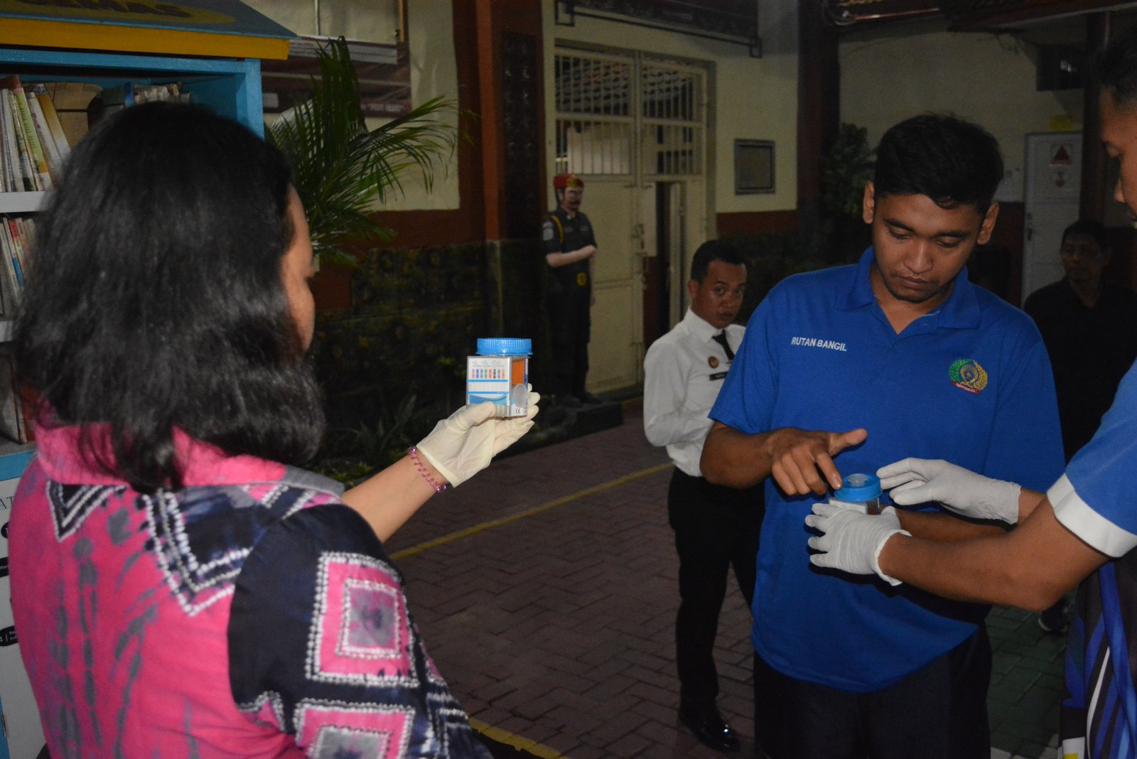 Tingkatkan Pengawasan, Rutan Bangil Gelar Sidak Blok Kamar Hunian untuk Cegah Gangguan Keamanan dan Ketertiban