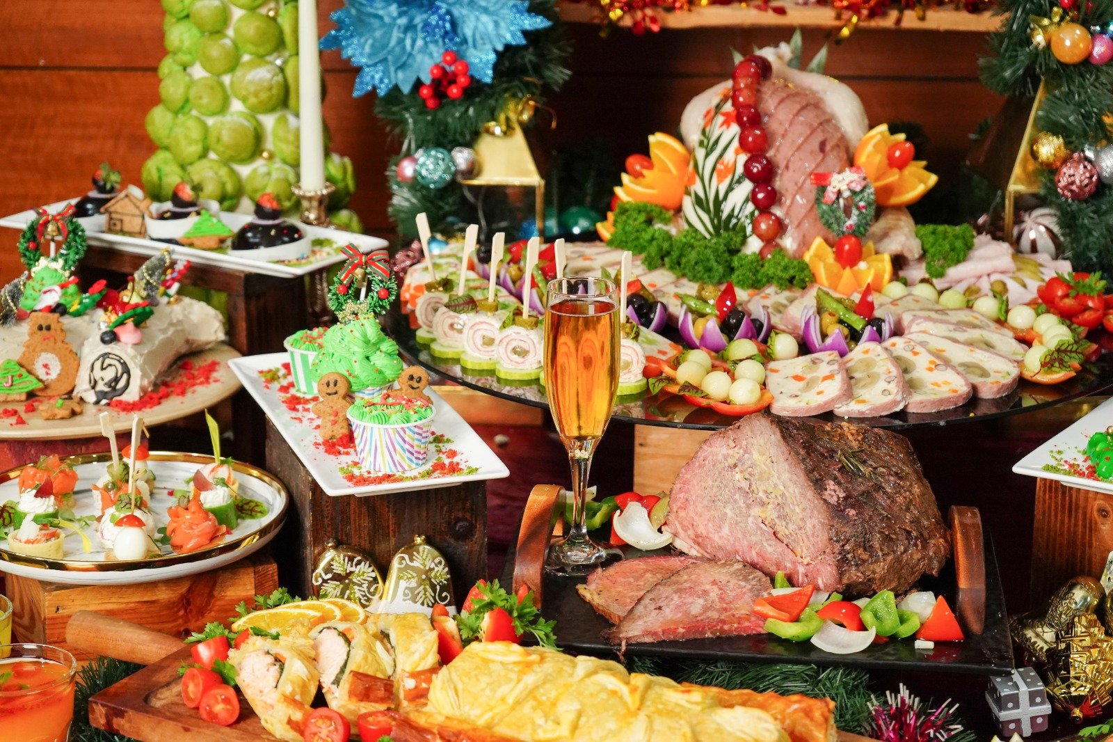 A Joyful Christmas Dinner and Brunch: Nikmati Momen Natal Berkesan di Sunda Kelapa Restaurant