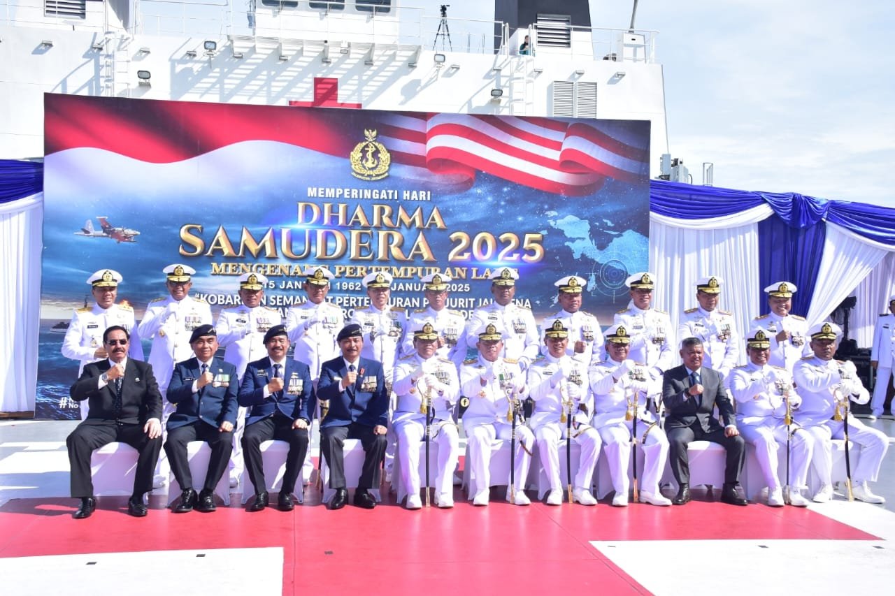 Kobarkan Semangat Prajurit Laut: Peringatan Hari Dharma Samudera di Perairan Teluk Jakarta