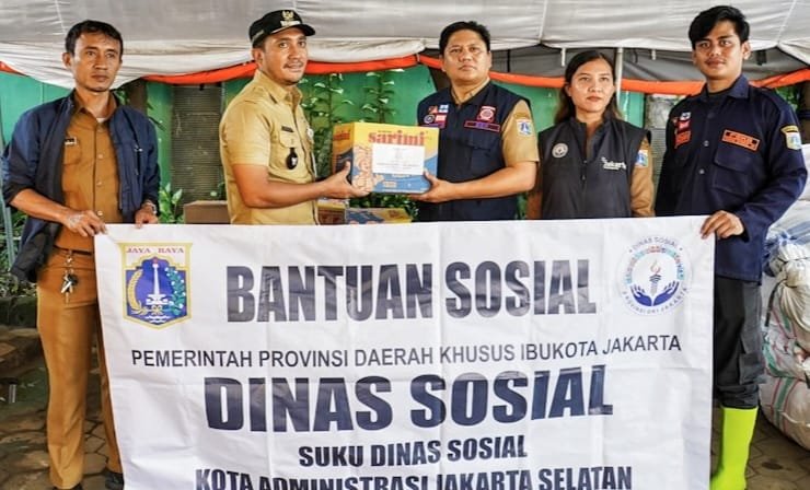 Sudin Sosial Jakarta Selatan Kirim Bantuan Kebutuhan Dasar untuk Penyintas Banjir