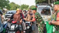 Indahnya Berbagi, Mitra Jalak Kodim 0505/Jakarta Timur Bagikan Takjil