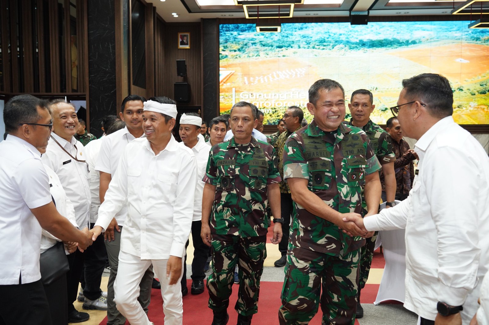 Sinergi TNI AD dan Pemprov Jawa Barat untuk Pembangunan Daerah