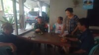 Babinsa Ramil 22/Tarutung Sertu BT. Situmorang Jalun Silaturahmi Dengan Komsos