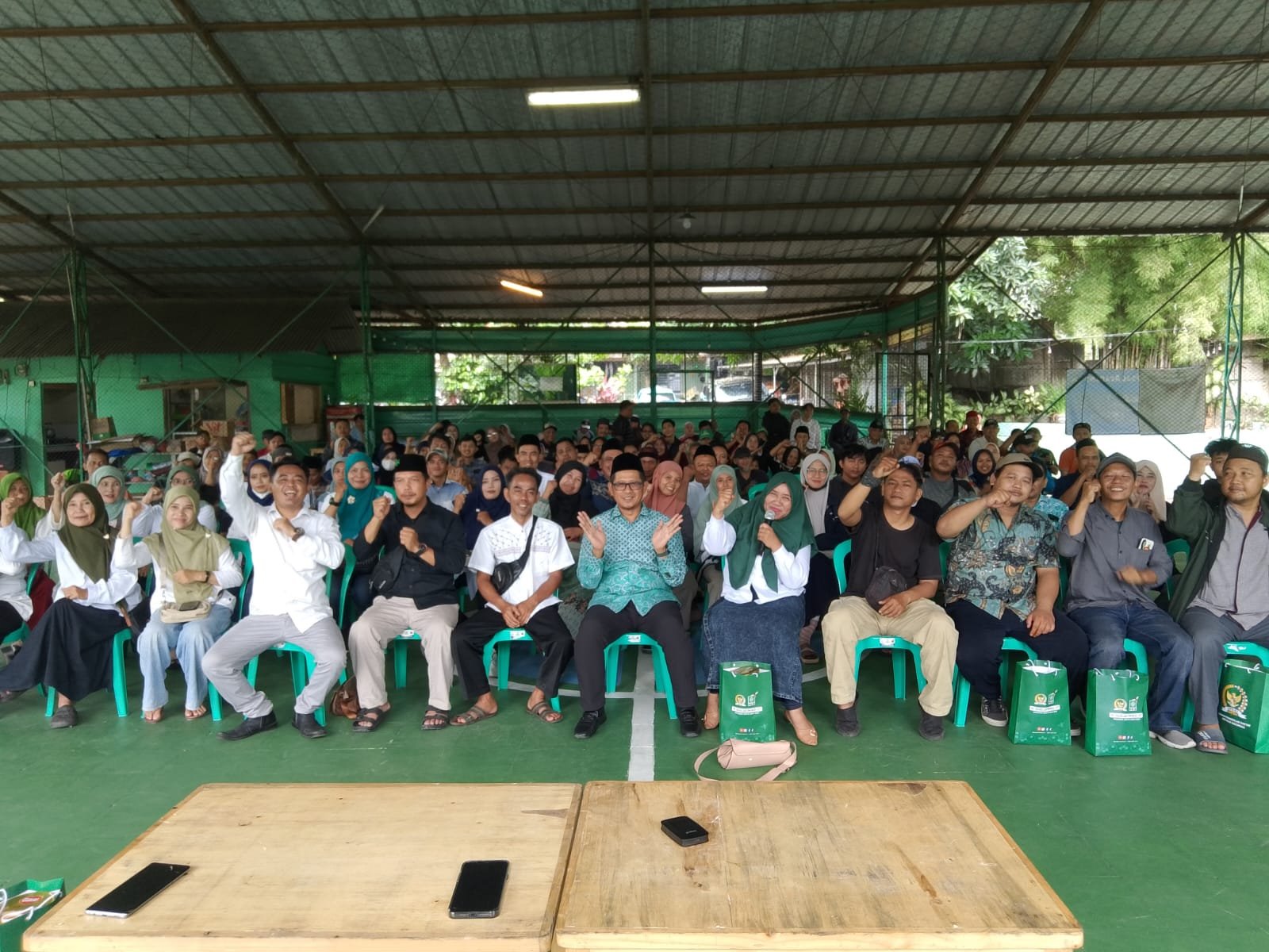 Anggota Komisi V DPR RI Perjuangkan Apsirasi Warga Depok