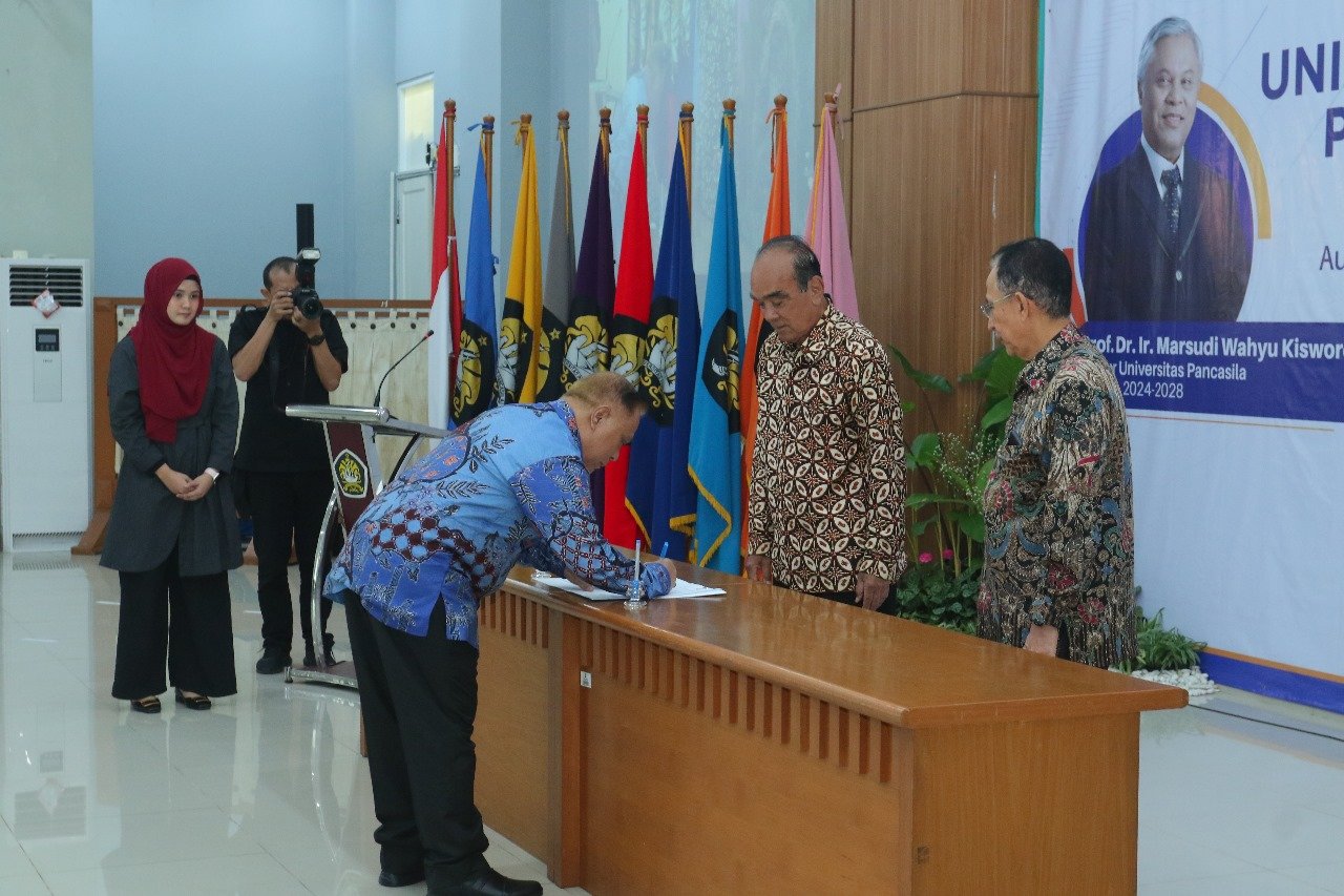 Rektor Universitas Pancasila Diberhentikan: Ketidakcocokan Komunikasi Jadi Penyebab Utama