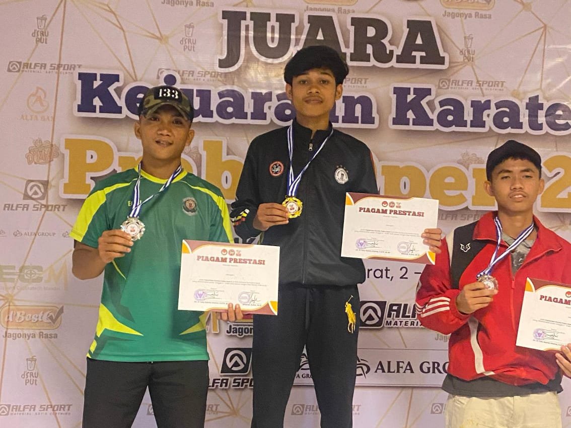 Salut : Pratu Eddy Boangmanalu Prajurit Yudha Sakti Raihan Juara Dua Kejuaraan Karate Sumbar