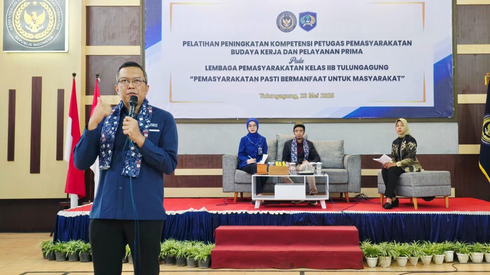 Transformasi Layanan Publik: Lapas Tulungagung Tingkatkan Kompetensi Pelayanan.