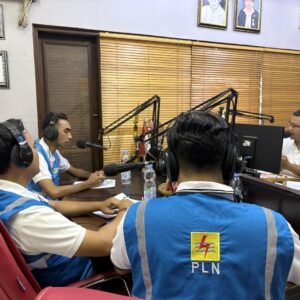 PLN UP2B Bali Edukasi Publik Soal Energi Bersih Lewat Radio Genta Bali