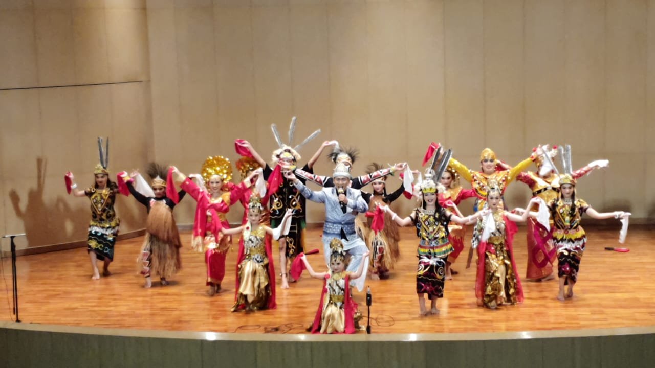 Fahmi Sriwijaya: Bangga dan Terharu Tampil Bawakan Lagu Ciptaan Sendiri di Chulalongkorn University, Bangkok, Thailand