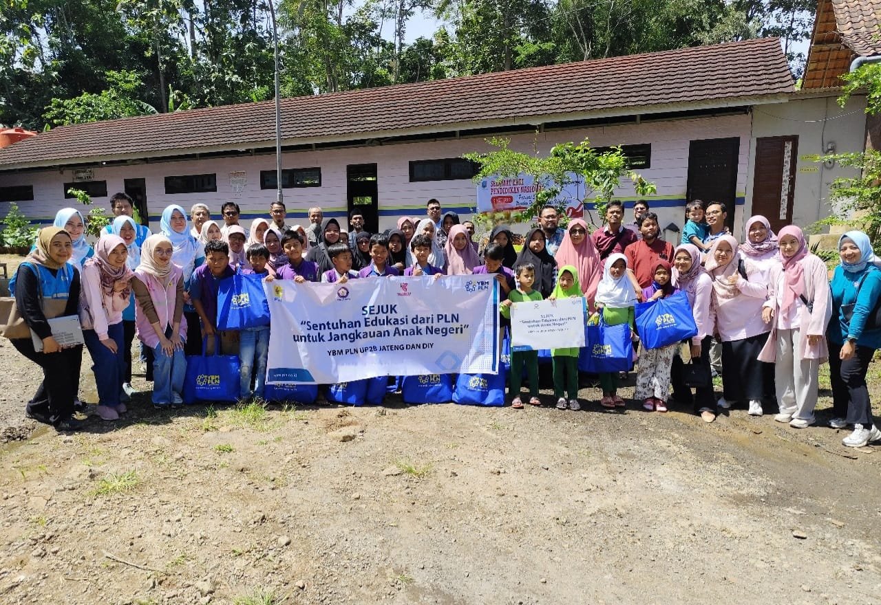 Srikandi PLN UP2B Jawa Tengah & D.I Yogyakarta Berikan Sentuhan Edukasi untuk Jangkauan Anak Negeri di SD Tahfidzul Quran Sahabat Keluarga