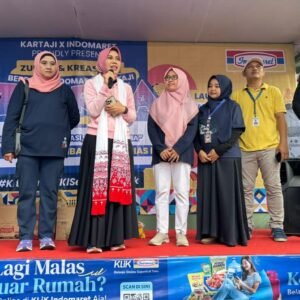 Ning Gytha Pakai Lidah Mertua Ajak Perangi Polusi Dikota Jember