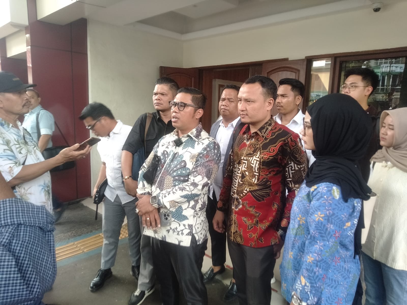 Charles Situmorang: Kuasa Hukum Kecewa, Sidang Kedua Ditunda Akibat Surat Pemanggilan Salah Kirim