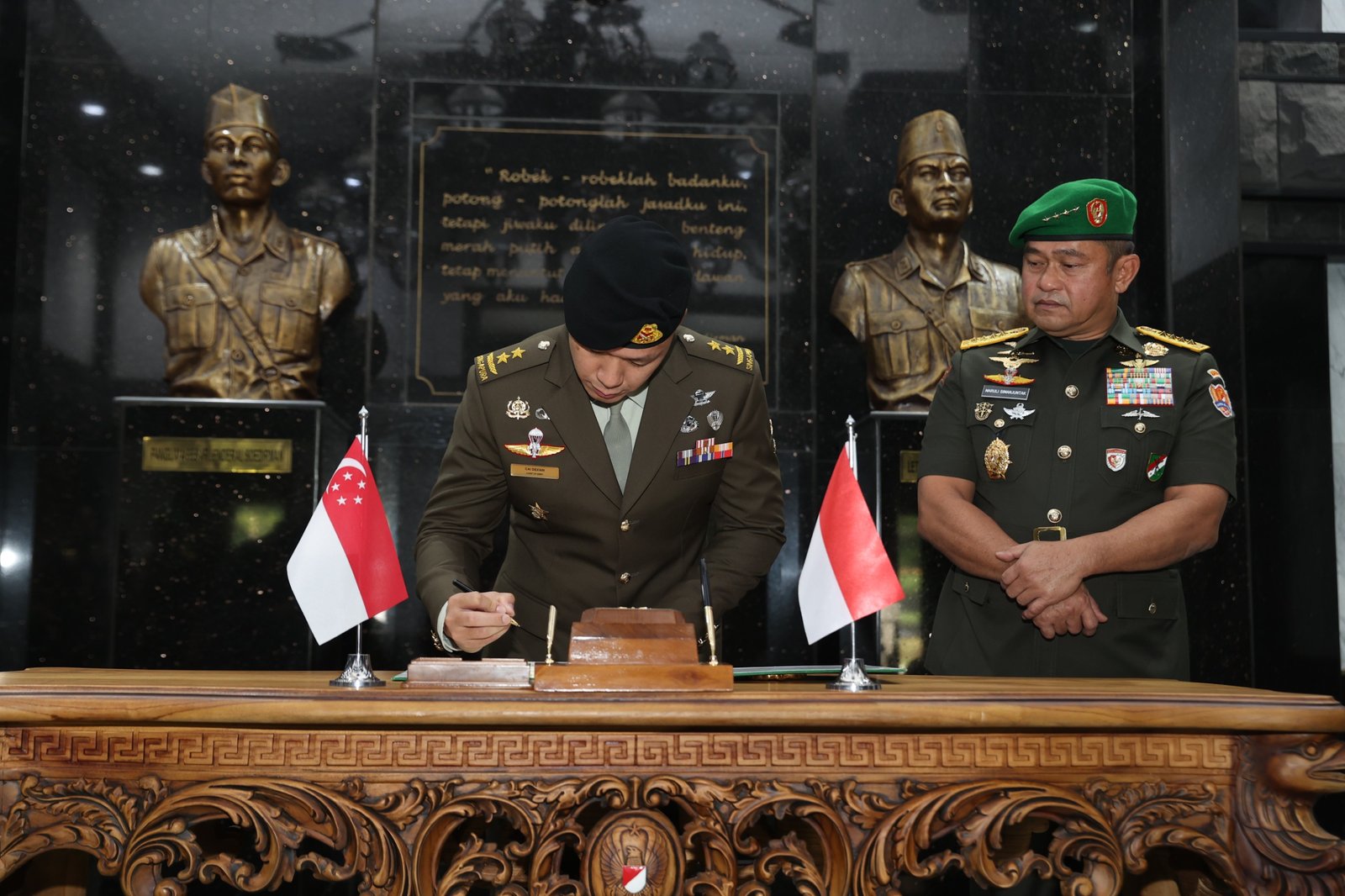 Kasad RI-Singapura Perkuat Kolaborasi Militer