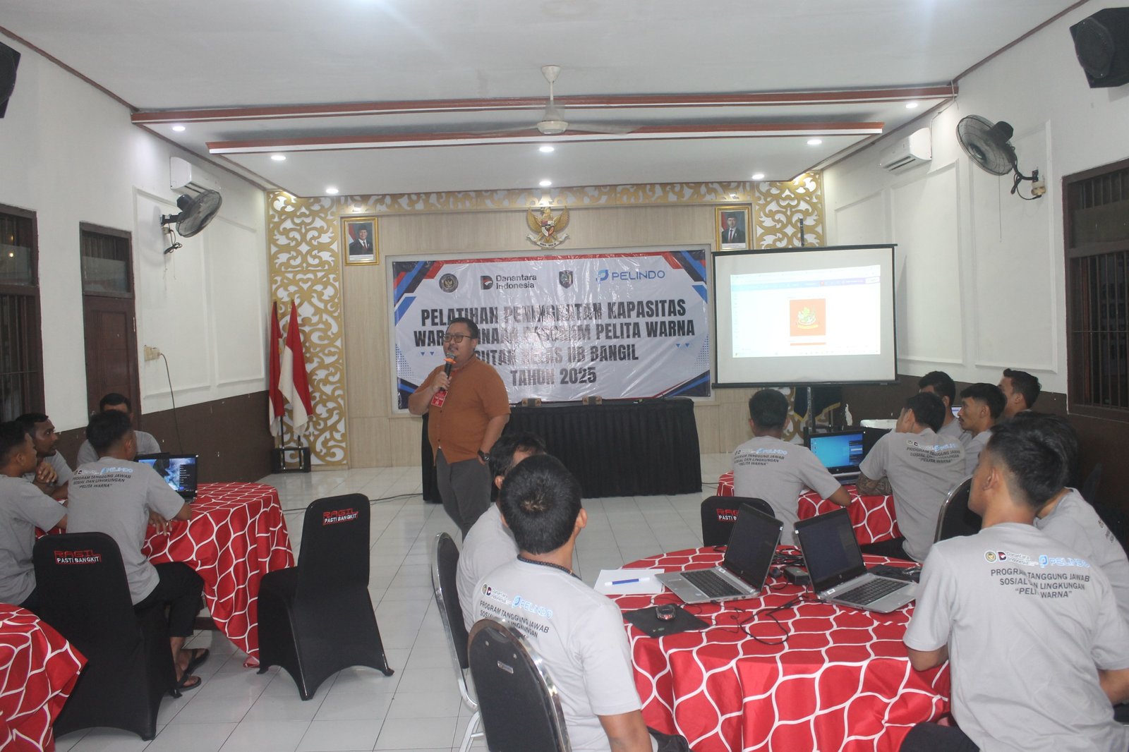 Terampil Digital, Rutan Bangil Gelar Pelatihan Desain Grafis Digital Bagi Warga Binaan