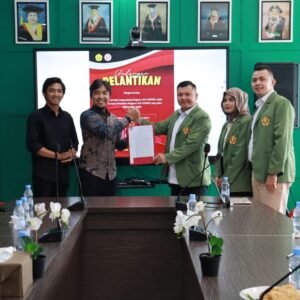 Ketua dan Pengurus Ikatan Keluarga Alumni Fakultas Hukum UPN VJ Resmi di Lantik