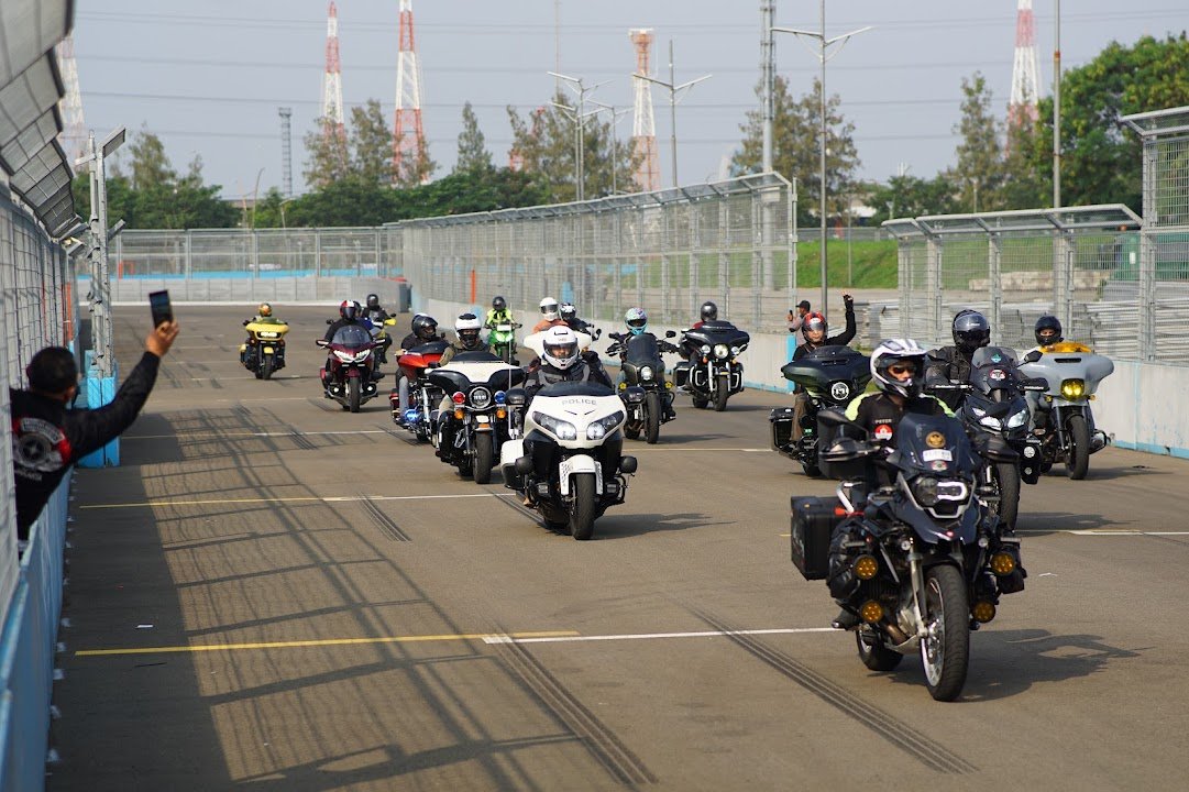 MBI Jakarta Bersama PomDam Jaya Gelar Pelatihan Safety Riding Di Ex Sirkuit Formula E Ancol
