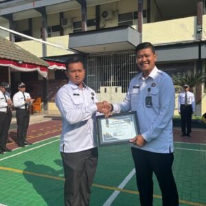 Jagoan Ragil, Rutan Bangil Berikan Reward Pegawai Teladan Periode Juli 2025