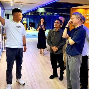 WhatsApp Image 2025-08-12 at 13.15.59 Perjalanan Inspiratif Dr. Taufiq yang Inisiasi Media Pencegah Krisis Planet, Diakui Dunia