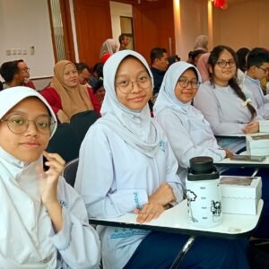 WhatsApp Image 2025-08-16 at 10.20.31 Siswi SMPN 131 Jakarta Antusias Ikuti Maxim Independence Day Quiz 2025, Target Juara dan Jadi Motivasi Generasi Muda