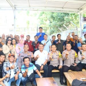 WhatsApp Image 2025-09-03 at 16.29.15 Kapolres Bondowoso Gelar Ngopi Bareng Bersama Media, Perkuat Sinergitas Polri dan Insan Pers