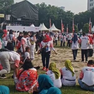 Spektakuler! Funwalk PKK di Jaksel Ramaikan HKG ke-53 dan HUT RI ke-80