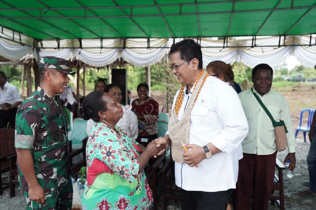 Wamen Transmigrasi Apresiasi Cokelat Manokwari Selatan sebagai Produk Unggulan Berorientasi Ekspor