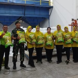 Kunjungan Danyonif 514/SY Kostrad dan Ibu Persit Ke PT BCA Jember