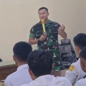 WhatsApp Image 2025-10-01 at 17.32.57 24 Tahun Berkelana Tinggalkan SMADA, Dandim Pungky Datang Kembali Untuk Menginspirasi