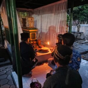 WhatsApp Image 2025-10-02 at 07.23.07 Perayaan Hari Jadi Kartasura ke-345 Tahun Dimulai dengan Doa Bersama dan Ziarah Kubur