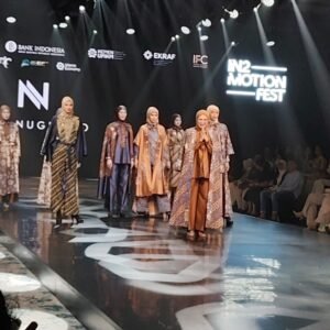 Nina Nugroho Hadirkan Koleksi SILFIRA “Silent Fire” di IN2MOTION FEST 2025, Rayakan Kekuatan Wanita dalam Ketenangan