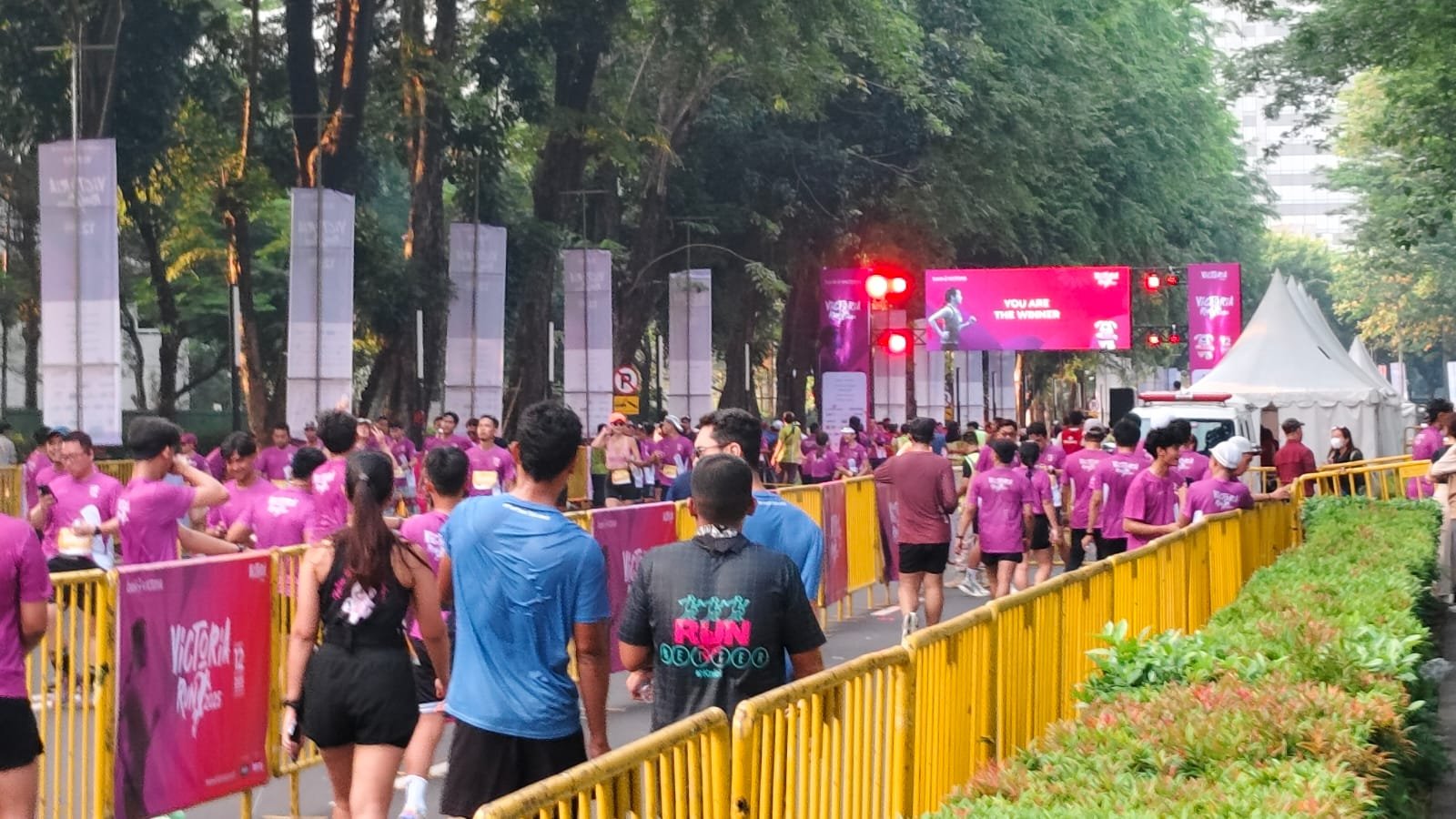 Victoria Run 2025 Rayakan HUT ke-31 Bank Victoria: Ribuan Pelari Semangati 'Start Your Victory' di GBK