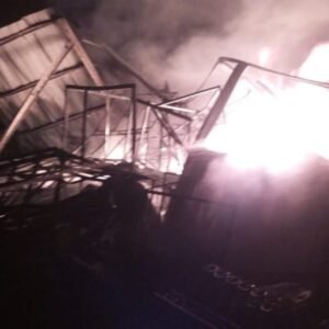 Pabrik PT. Harlindo Makmur Jaya produksi Springbed di Sampali Ludes Terbakar