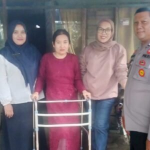 Aiptu Ahmad Abadi Sumbang Alat Bantu Jalan