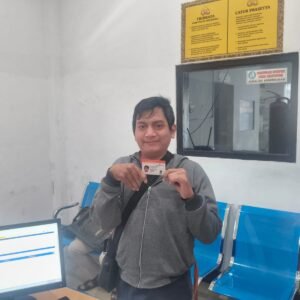 Jati Seorang Difabel "Ngurus Sim di Satlantas Polres Bondowoso Mudah dan Cepat"