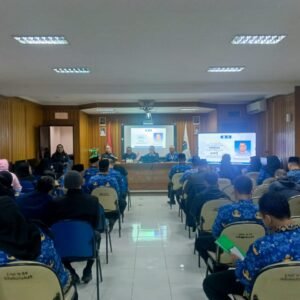 WhatsApp Image 2025-10-28 at 18.49.58 (1) Sekolah dan PWI DKI Jakarta Perkuat Sinergi Bangun Kepercayaan Publik di Dunia Pendidikan