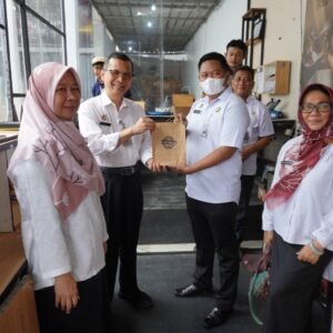 WhatsApp Image 2025-11-12 at 16.55.03 Sinergi Disdagin dan Rutan depok dorong UMKM Warga Binaan Makin Berkembang