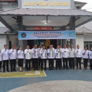 WhatsApp Image 2025-11-12 at 18.39.54 Staf Khusus Menteri dan Tenaga Ahli Kunjungi Lapas Kelas IIB Bitung: Dorong Penguatan Kinerja dan Pelayanan Publik