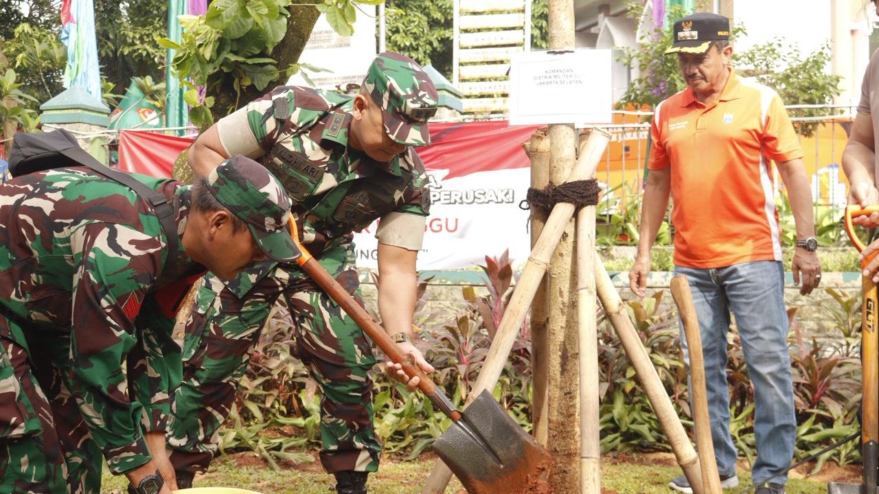 Kodim 0504/JS dan Warga Menjaga Sungai, Merawat Jakarta