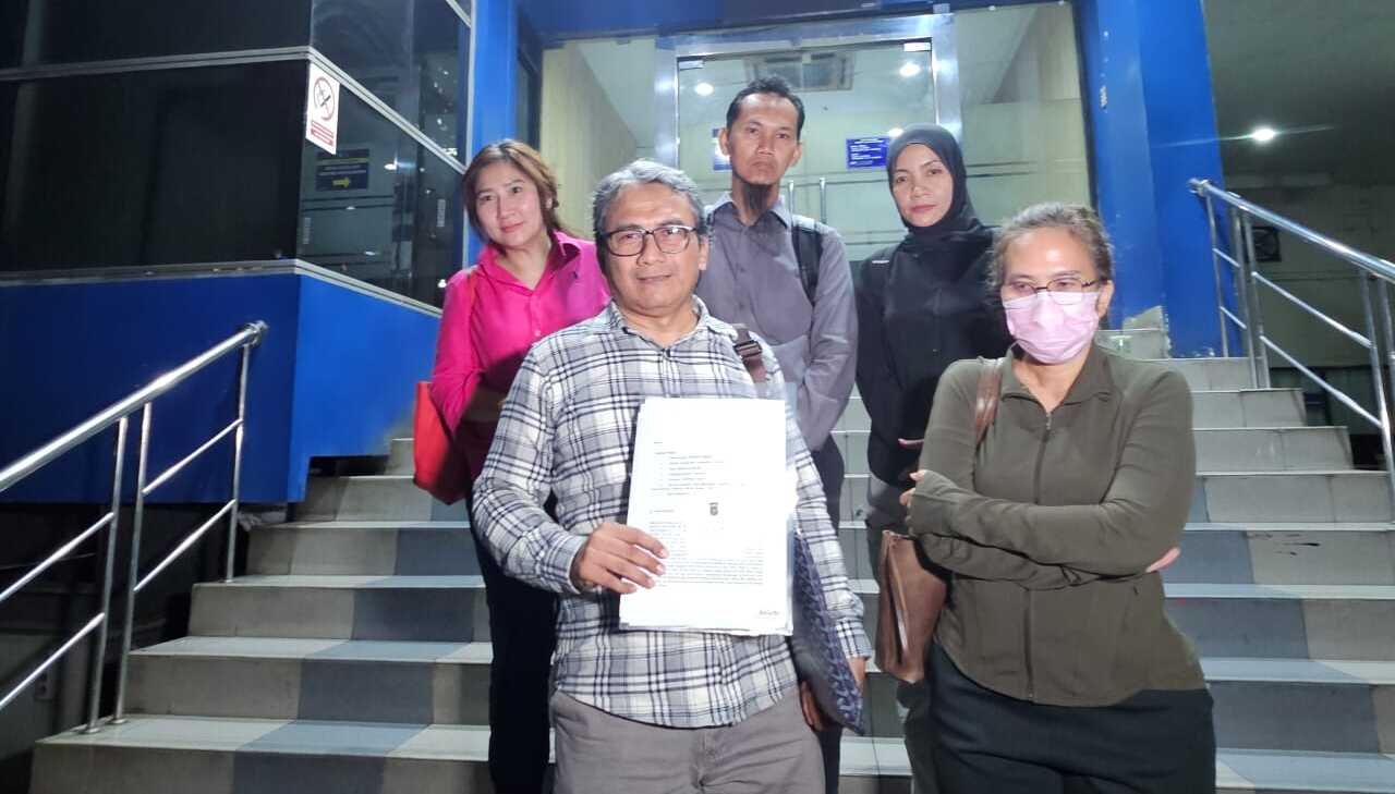 Kaca Gedung TCC Batavia Jatuh Timpa Warga, Korban Laporkan Dugaan Kelalaian ke Polda Metro Jaya