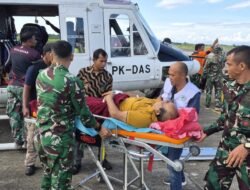 Akses Darat Terbatas, Satgas Kodam IM Evakuasi Pasien Bener Meriah dengan Helikopter Bell 412