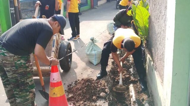 Antisipasi Banjir, TMMD Depok Perkuat Sistem Drainase Permukiman