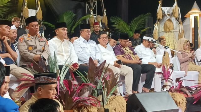 Dandim 0509/Kab. Bekasi Hadiri Tarawih Keliling dan Gelar Seni Bersama Gubernur Jabar di Tambun Selatan