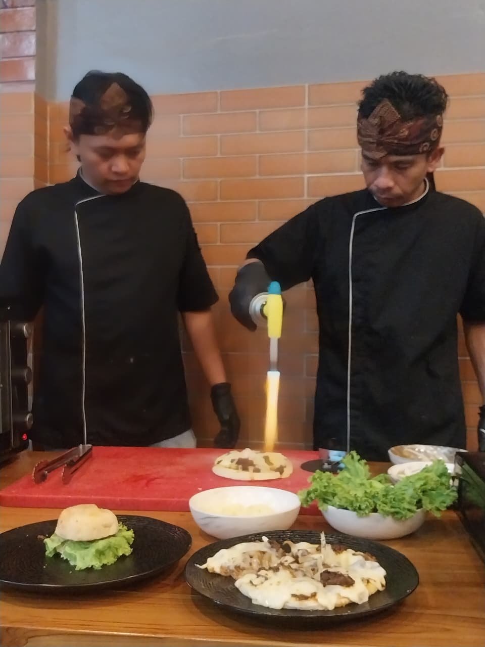 Kemuning Resto Sajikan Kuliner Ramadan Cita Rasa Eropa dan Nusantara