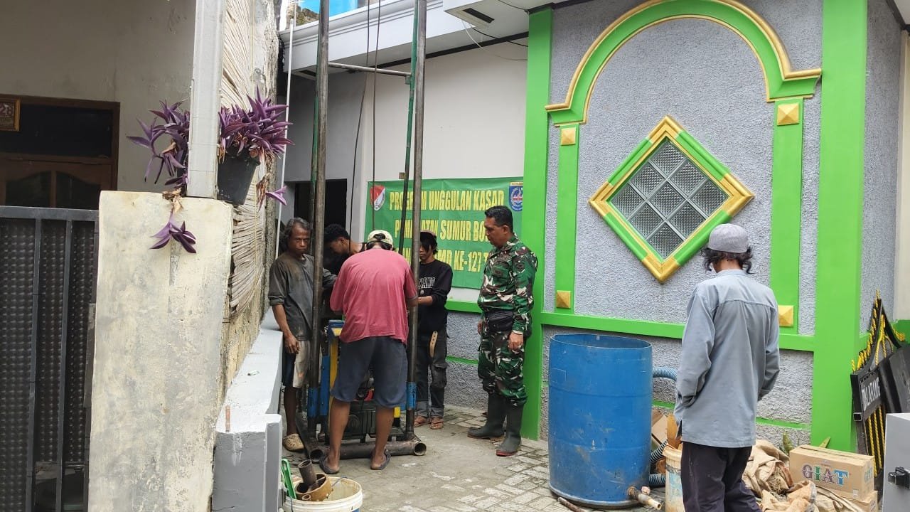 Sumur Bor MI Darul Falah II Hampir Rampung, TMMD Hadirkan Solusi Air Bersih
