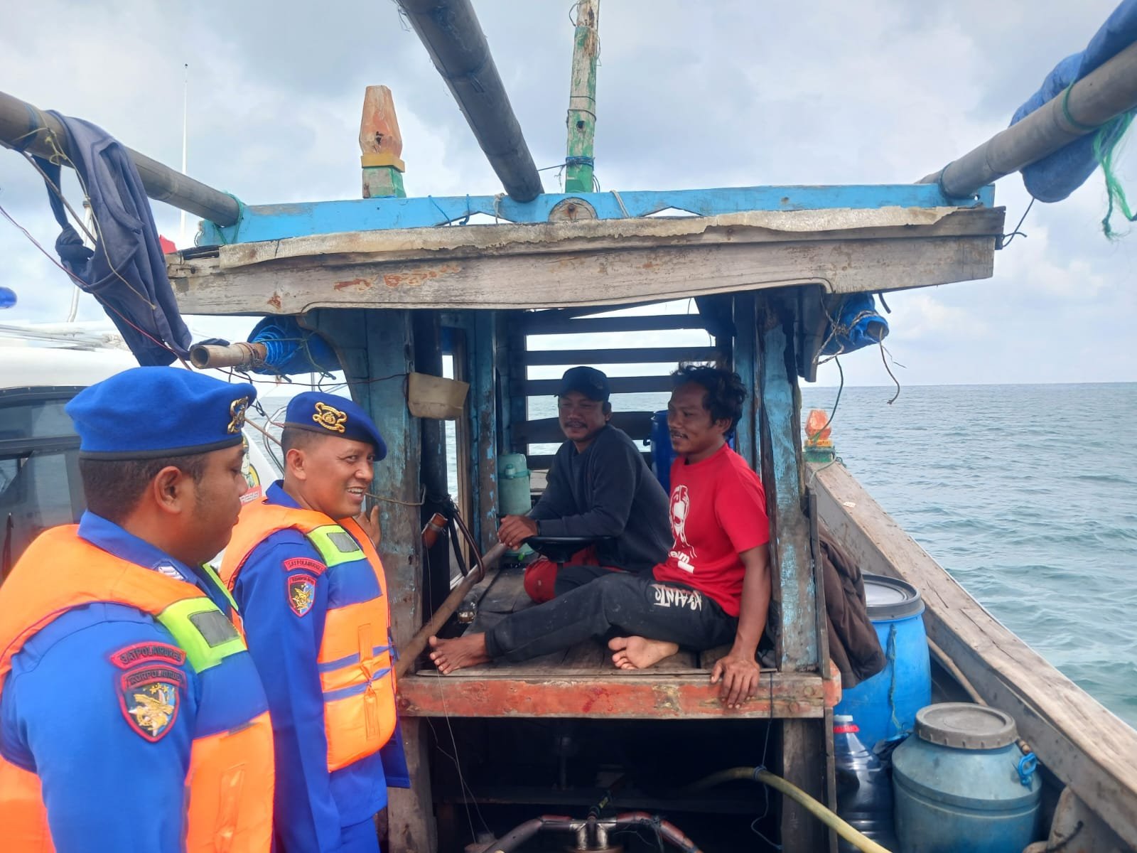 Patroli Laut Satpolairud Kepulauan Seribu Cegah Perompakan, Warga Diimbau Hubungi 110