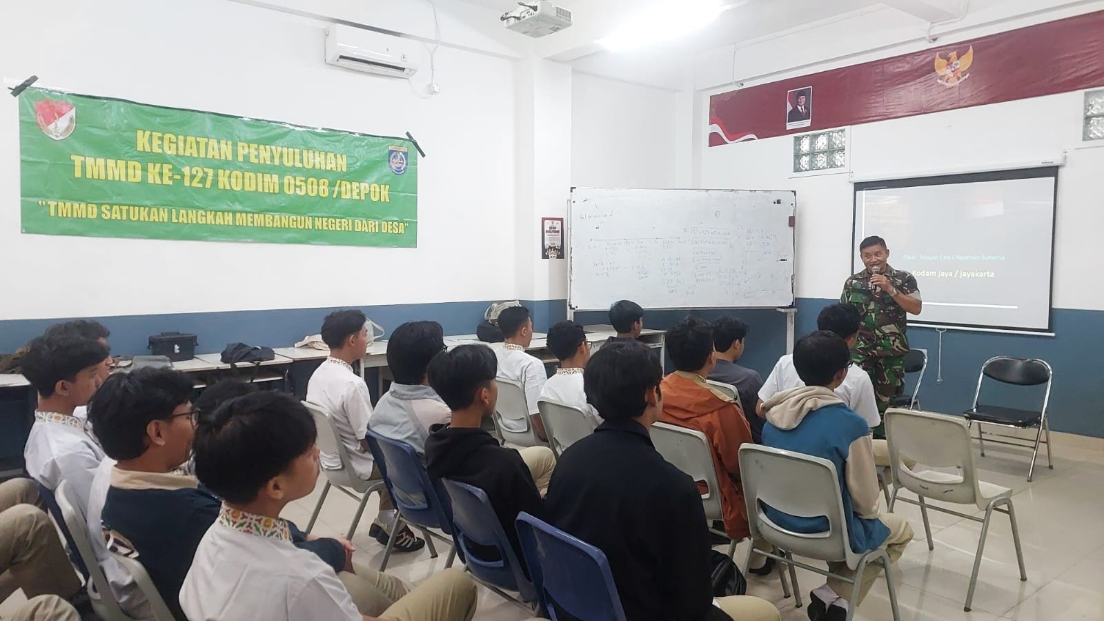 Wawasan Bela Negara Jadi Materi TMMD Non Fisik di SMPIT–SMAIT Tunas Bangsa Depok